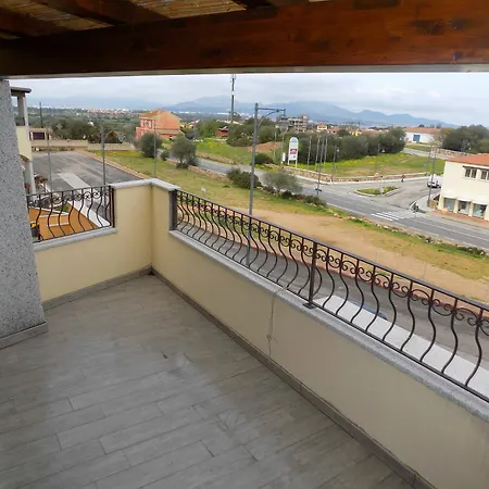Aria Di Vacanza - Rabarbaro Apartman *
